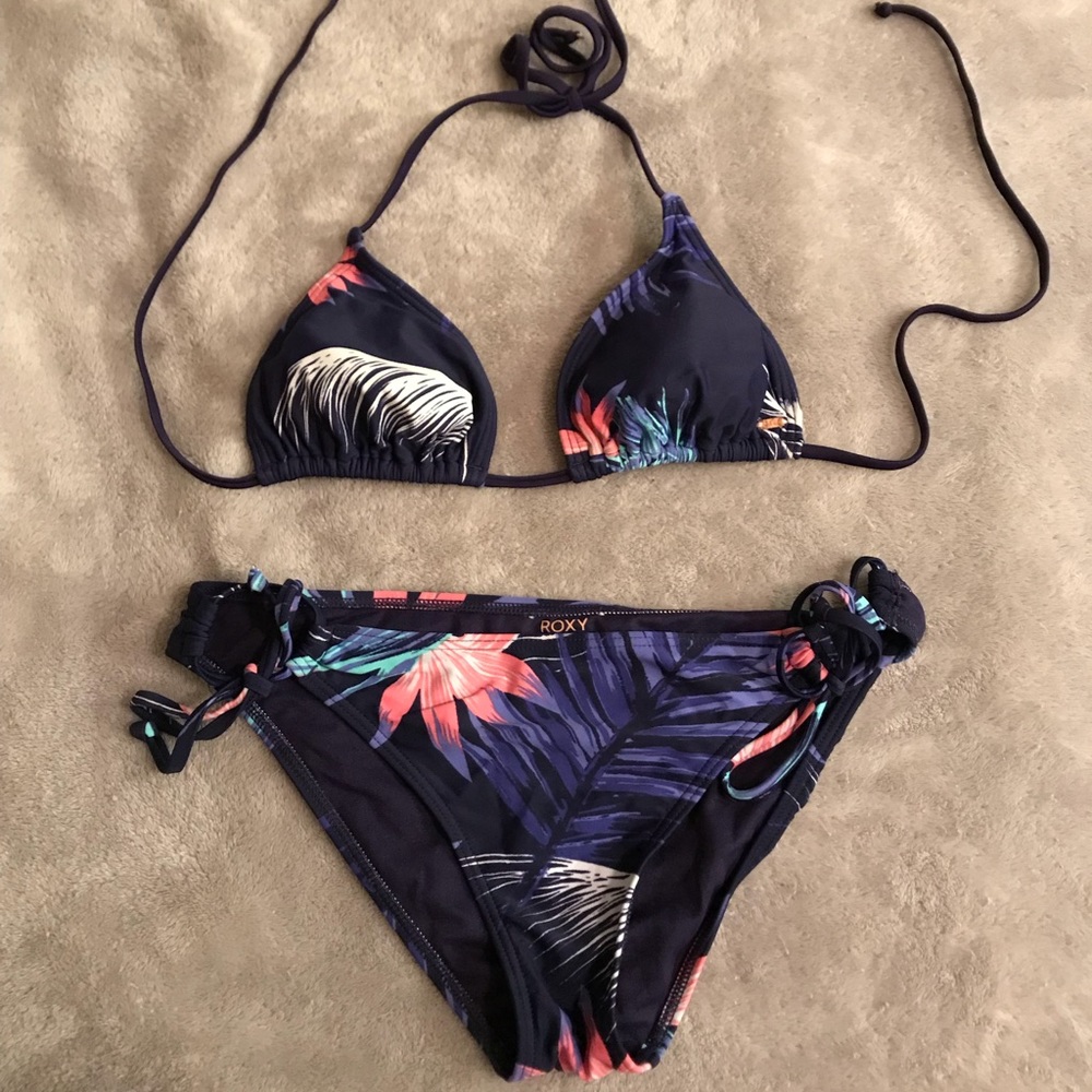 Roxy bikini swim suit